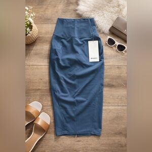NEW WITH TAGS Nulu Slim Fit HR Skirt